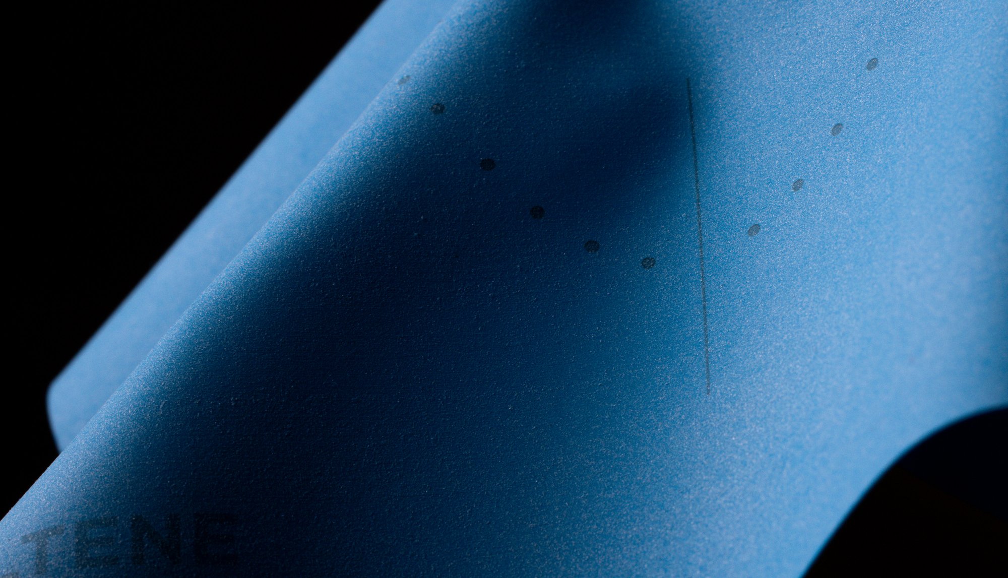 IMG_PAC_VC_HySolate-SyntX-Dam-Close-up-6_#SALL_#AQU_#V1
